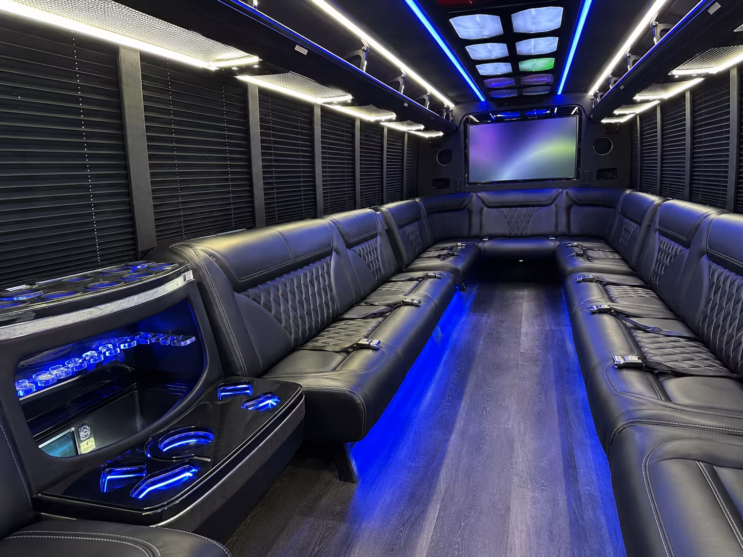 lakewood 20 passenger party bus inside