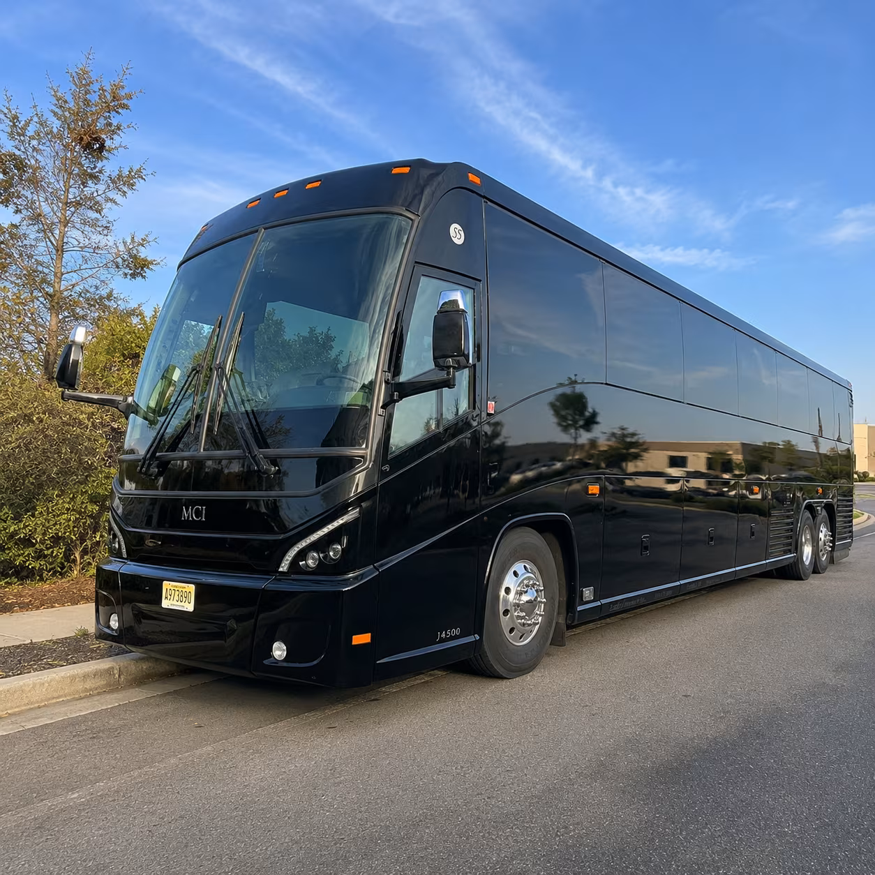 lakewood 56 passenger charter bus