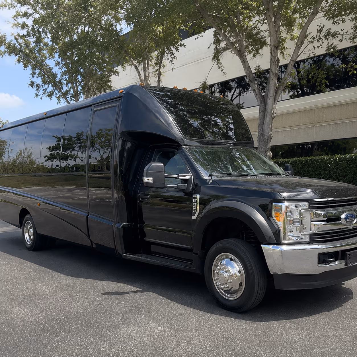 lakewood birthday party bus rental