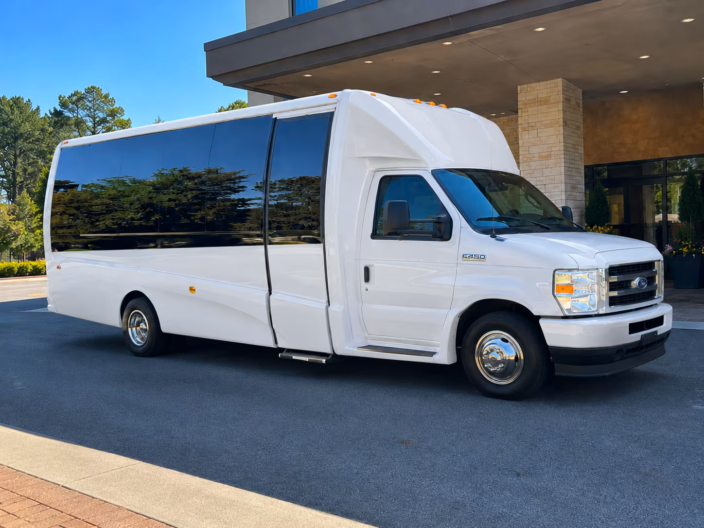 minibus wine tours to golden s breweries and cideries