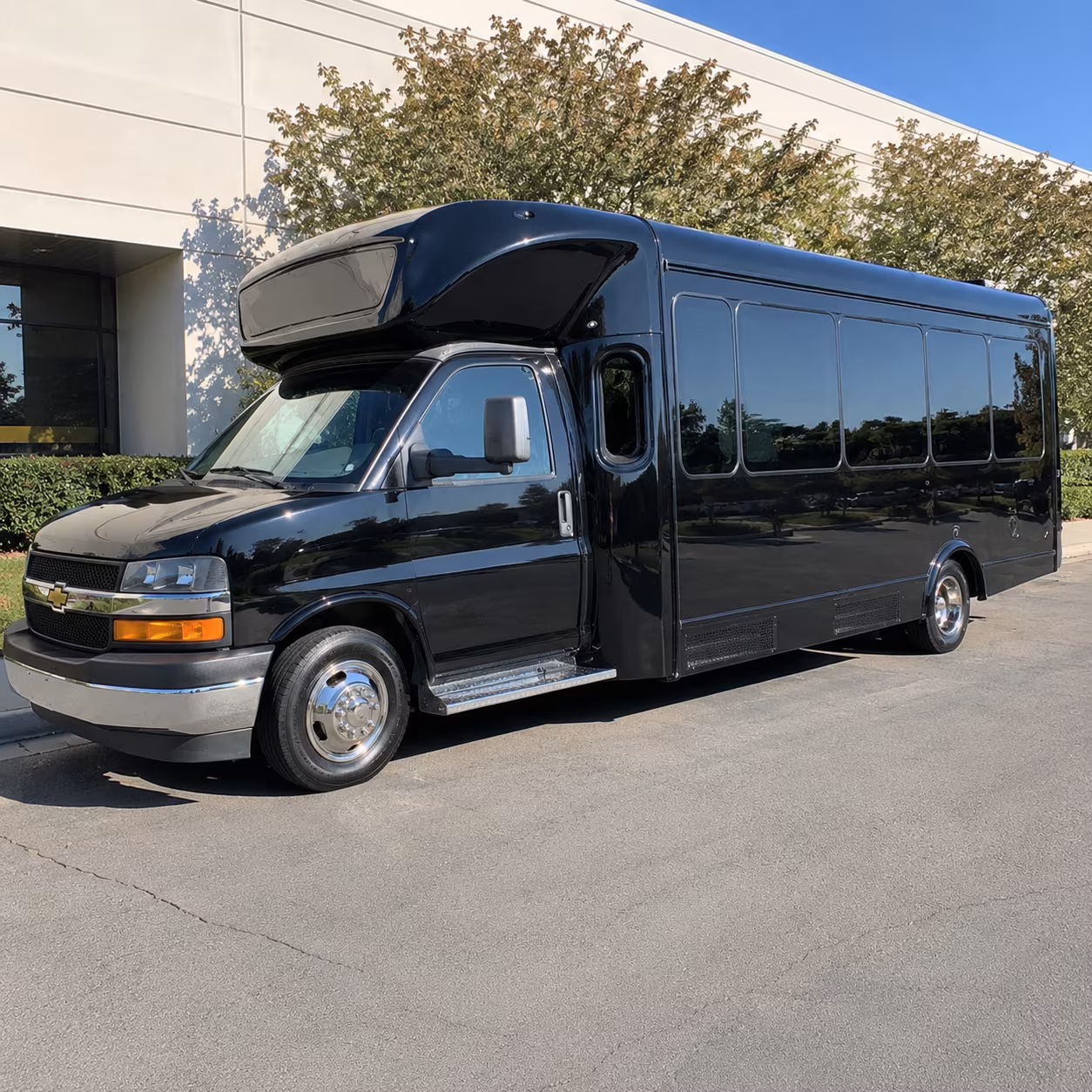 party bus rentals for lakewood high school proms