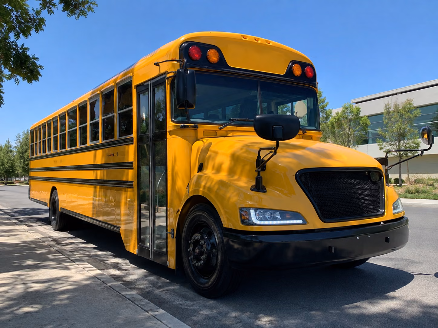 school bus rentals for lakewood arts and culture field trips
