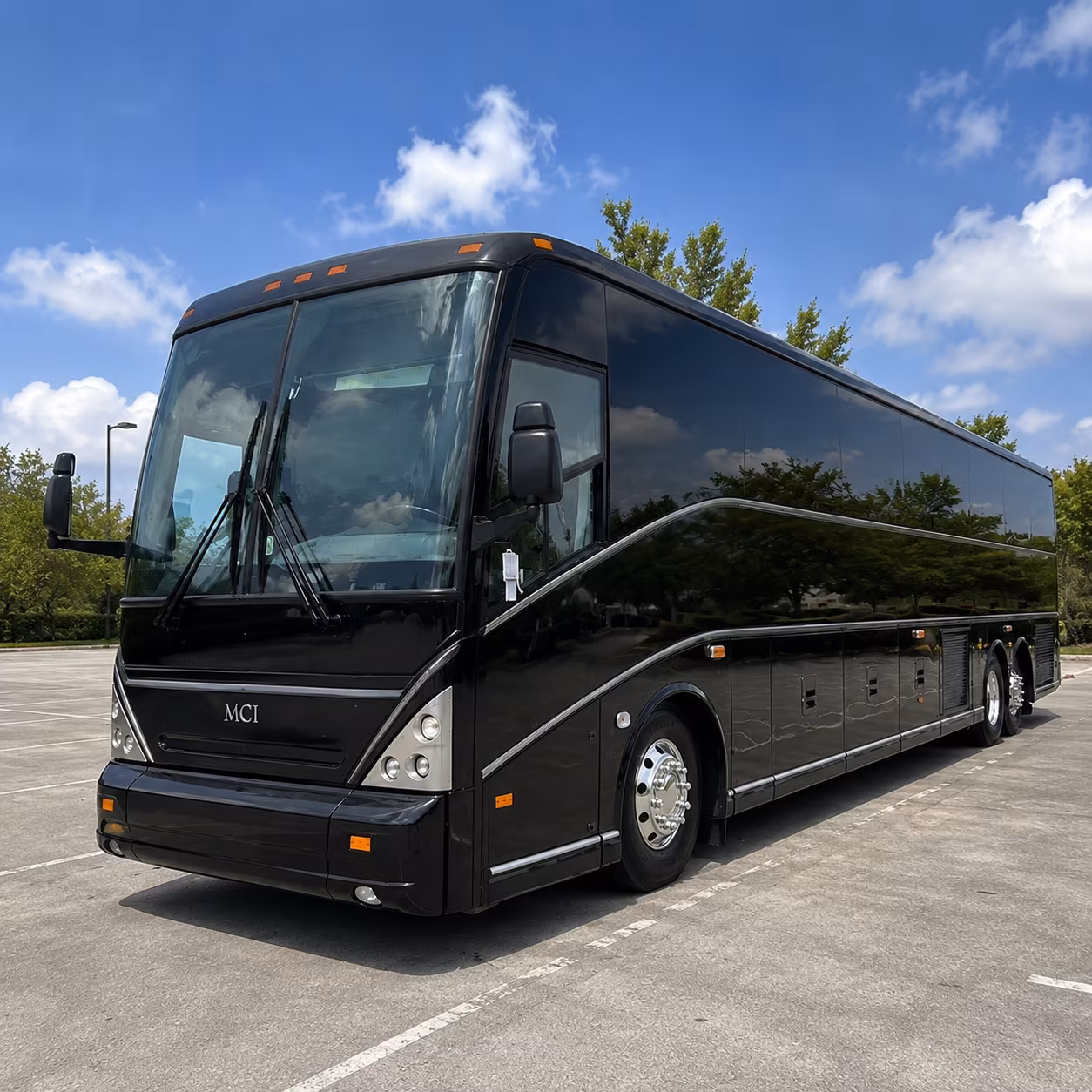 shuttle buses for federal courthouse and law enforcement agency transportation